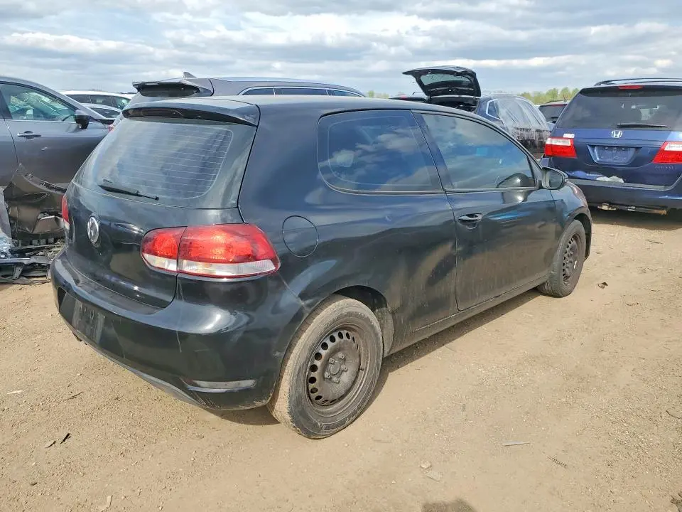 2010 VOLKSWAGEN GOLF   