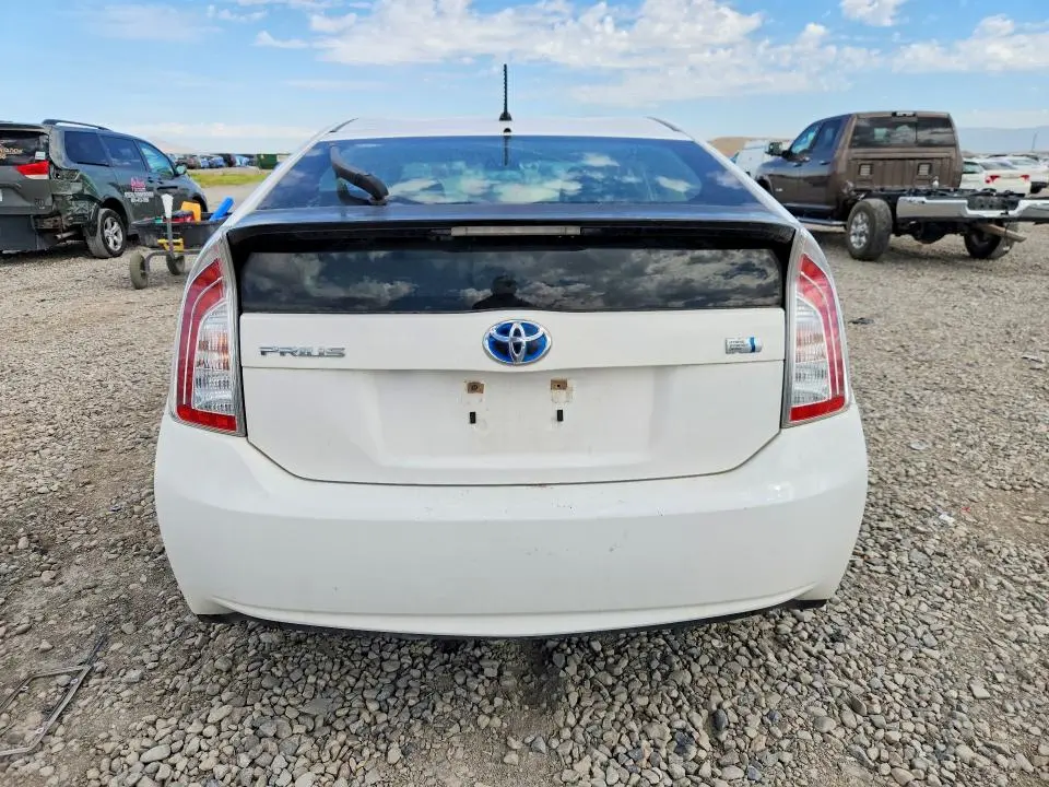 2014 TOYOTA PRIUS TWO  