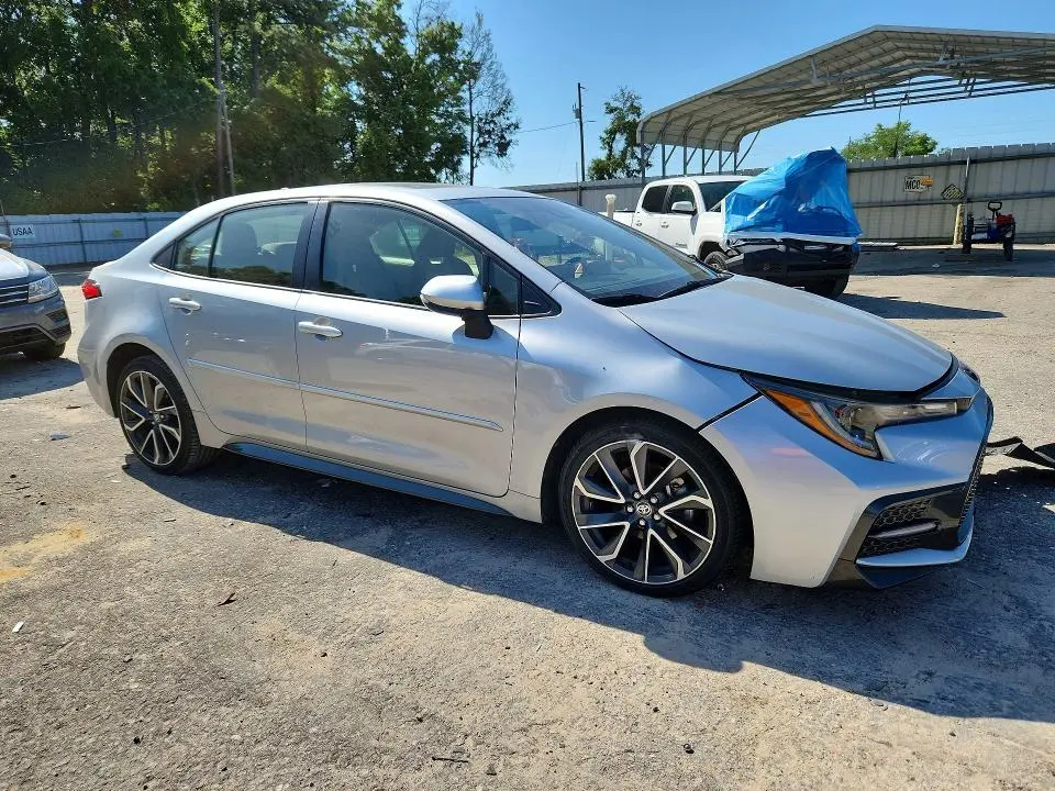 2021 TOYOTA COROLLA SE  
