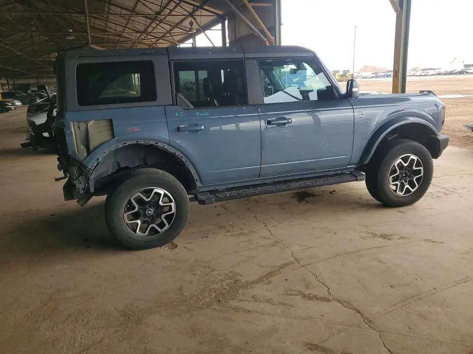 2023 FORD BRONCO BASE  