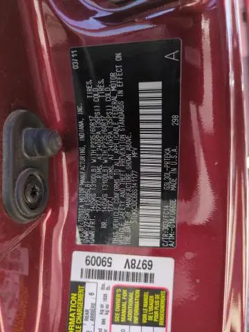 2011 TOYOTA SIENNA LE  