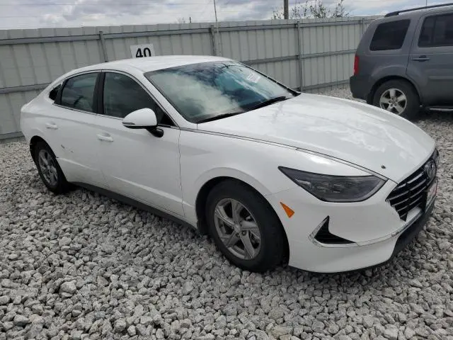 2023 HYUNDAI SONATA SE  