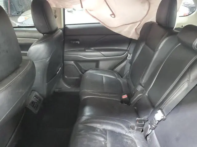 2020 MITSUBISHI OUTLANDER SE  