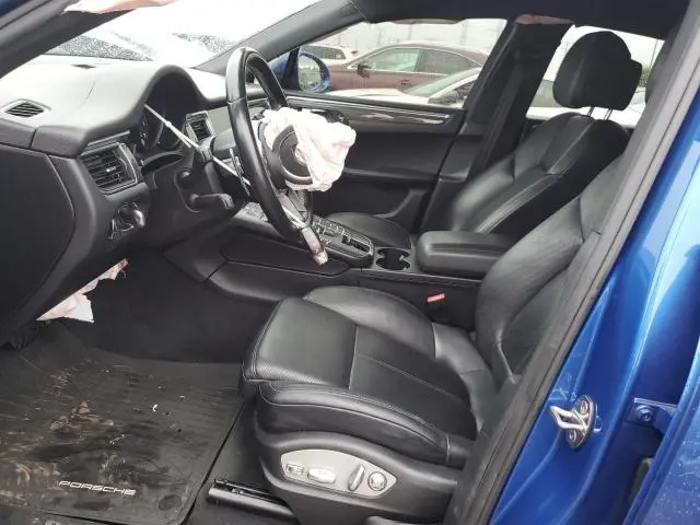 2017 PORSCHE MACAN