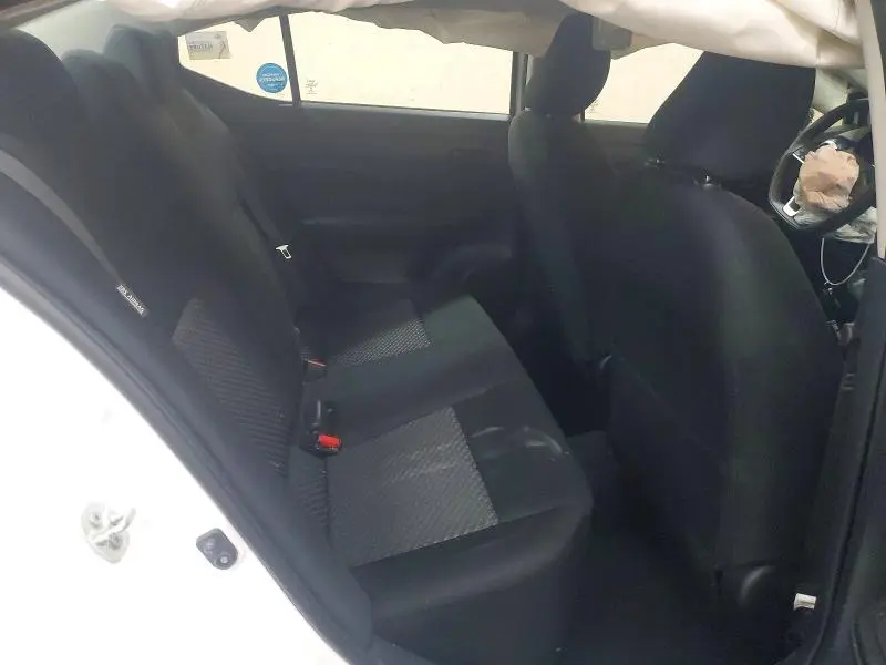 2021 NISSAN VERSA S  