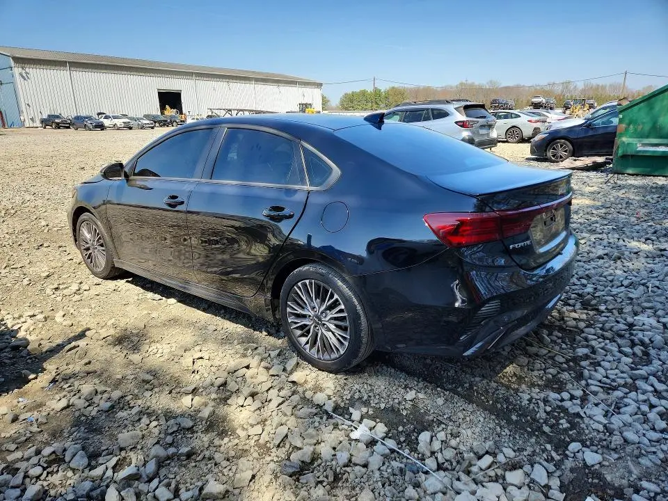 2022 KIA FORTE GT LINE  