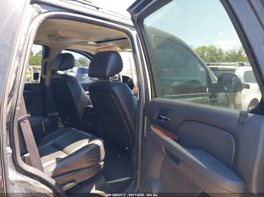 2010 CHEVROLET TAHOE LTZ