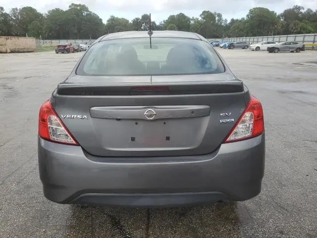 2018 NISSAN VERSA S  