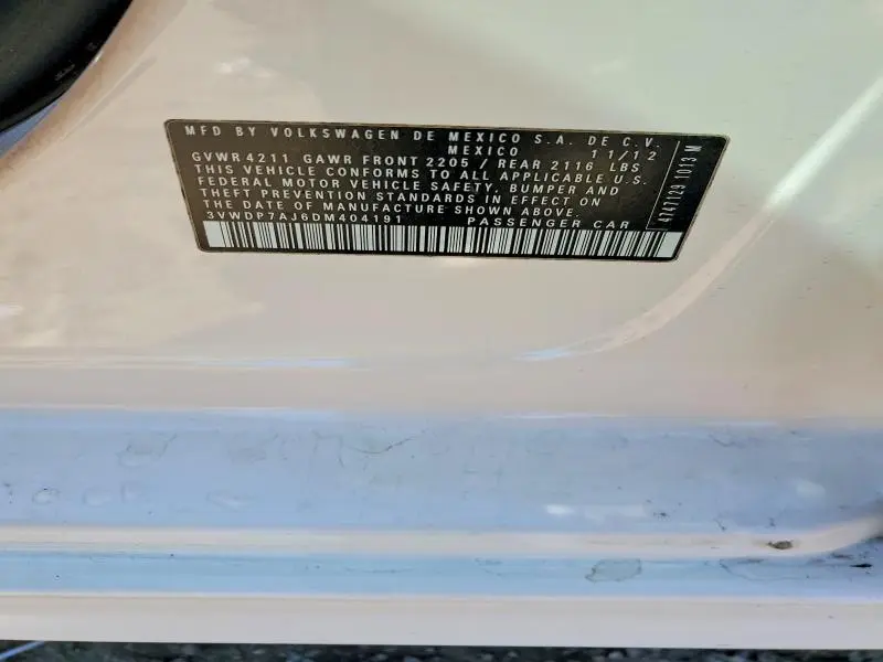 2013 VOLKSWAGEN JETTA SE  