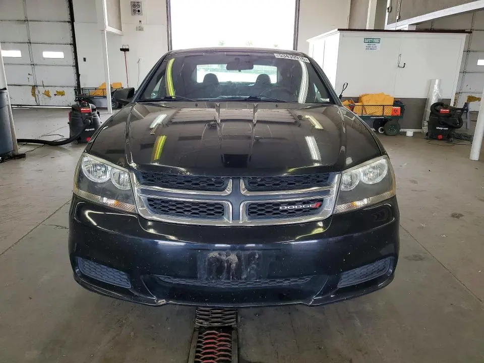 2013 DODGE AVENGER SE  