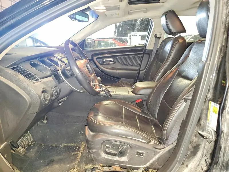 2010 FORD TAURUS LIMITED  