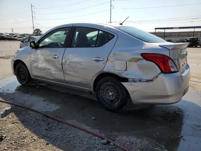 2019 NISSAN VERSA S  