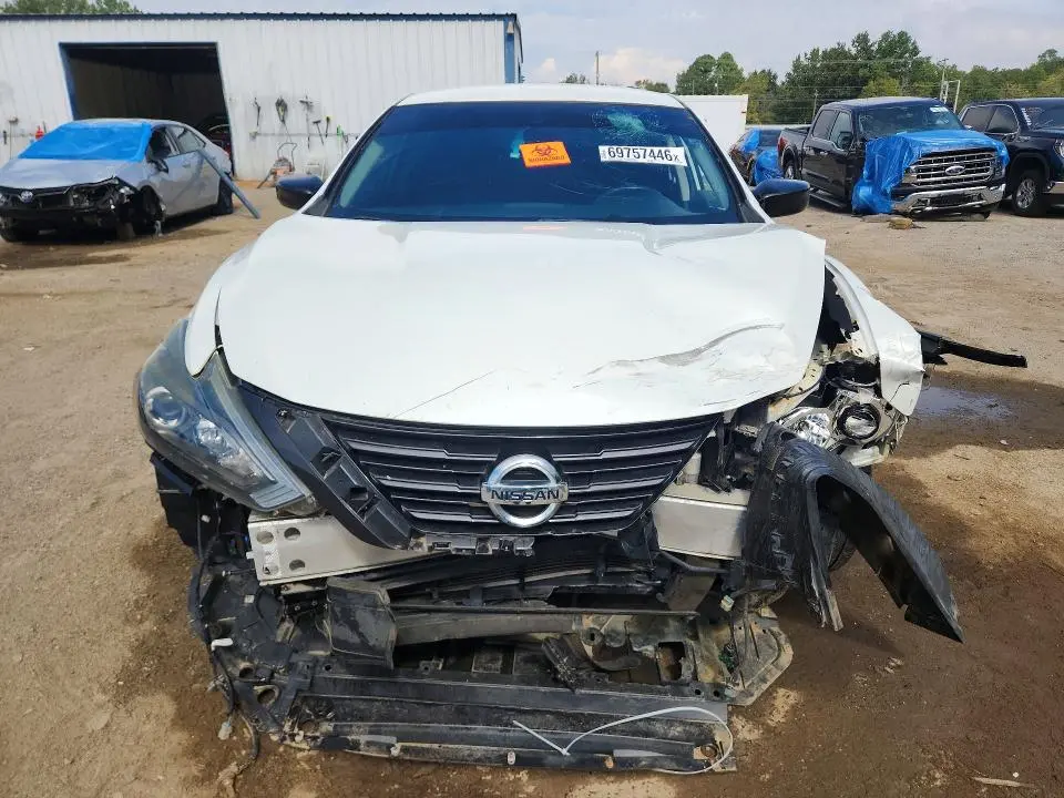 2018 NISSAN ALTIMA 2.5 SR  