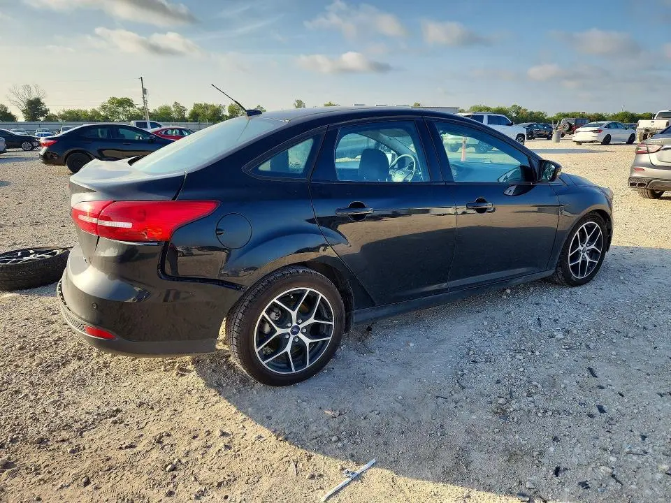 2017 FORD FOCUS SEL  