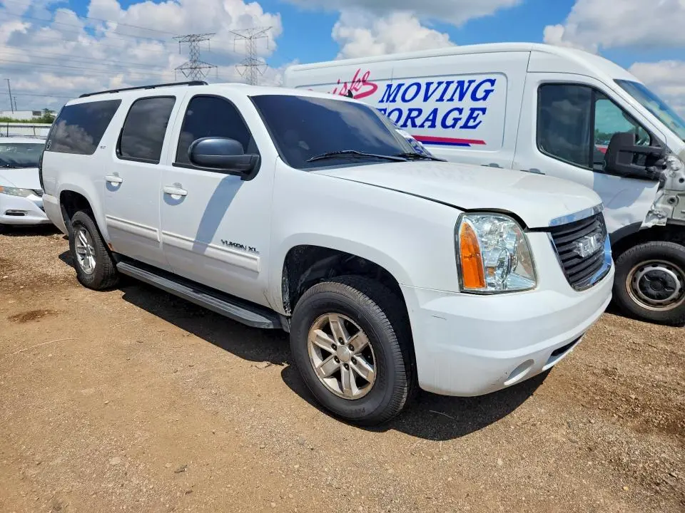 2011 GMC YUKON XL K1500 SLT  
