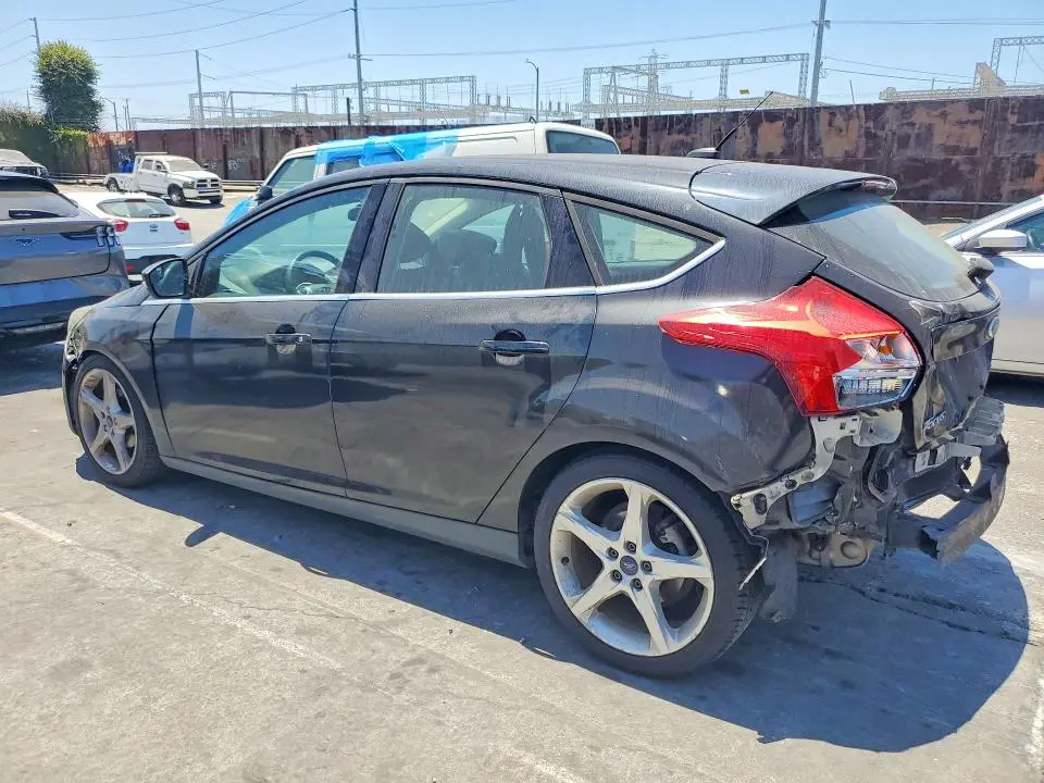 2014 FORD FOCUS TITANIUM  