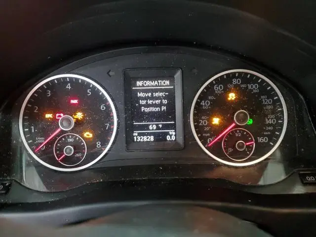 2015 VOLKSWAGEN TIGUAN S  