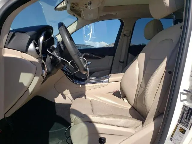 2017 MERCEDES-BENZ GLC 300  