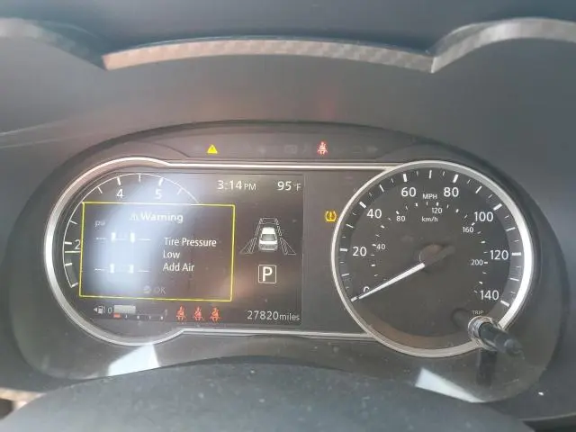 2024 NISSAN VERSA SR  