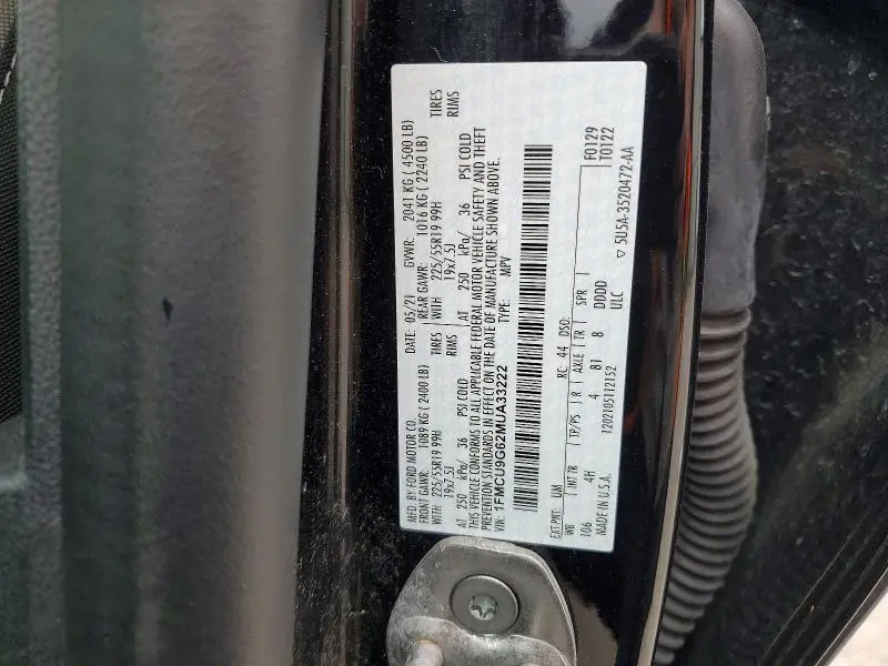 2021 FORD ESCAPE SE  