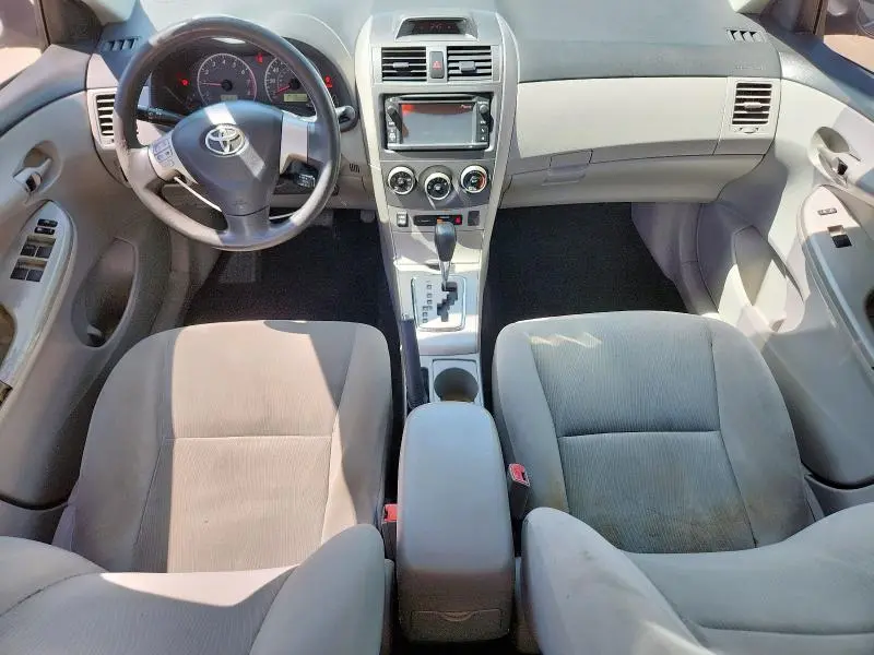 2013 TOYOTA COROLLA BASE  