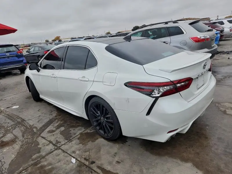 2021 TOYOTA CAMRY XSE  