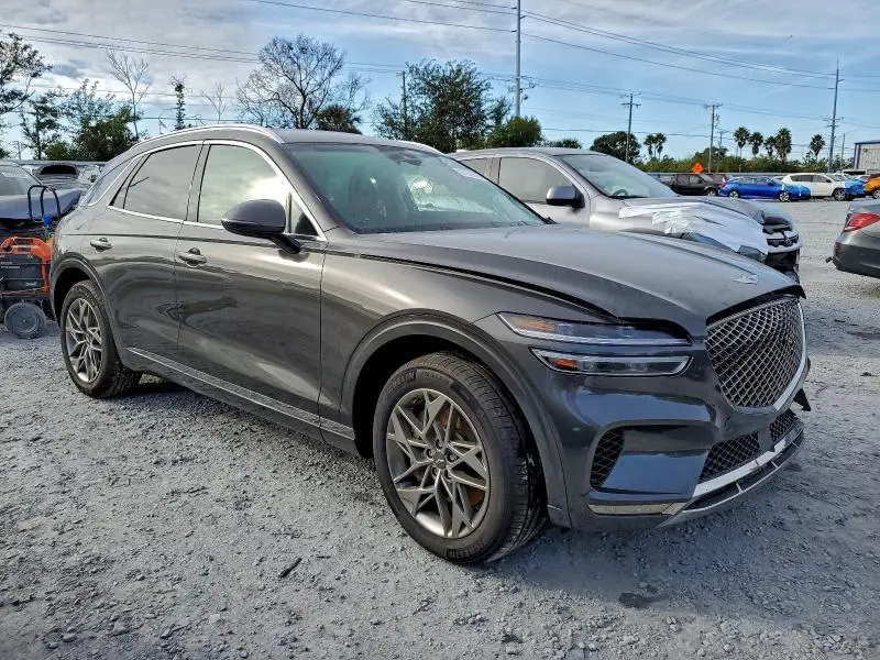 2025 GENESIS GV70 BASE  