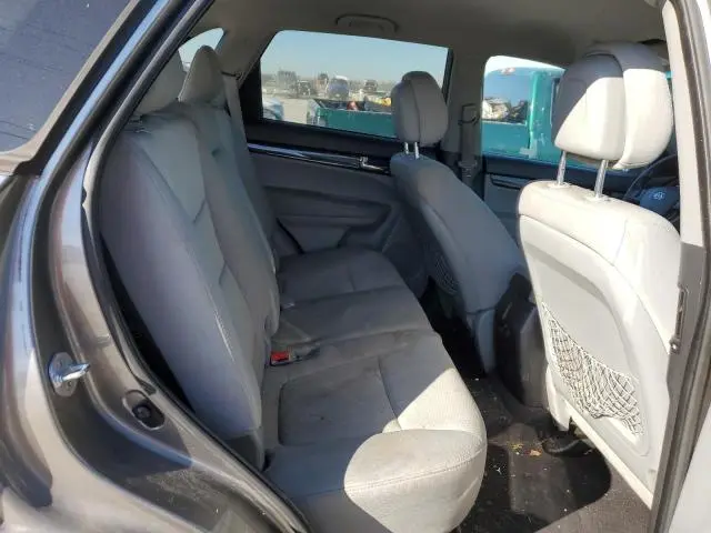 2012 KIA SORENTO BASE  