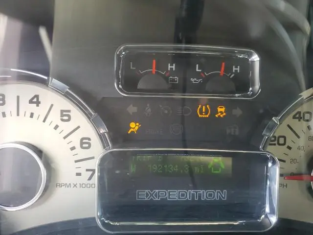 2011 FORD EXPEDITION XLT  