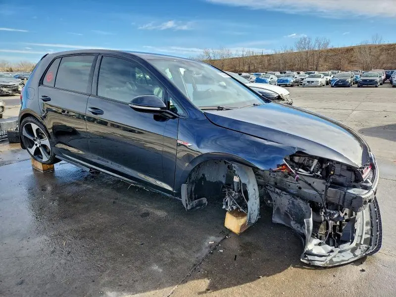 2017 VOLKSWAGEN GTI S/SE  