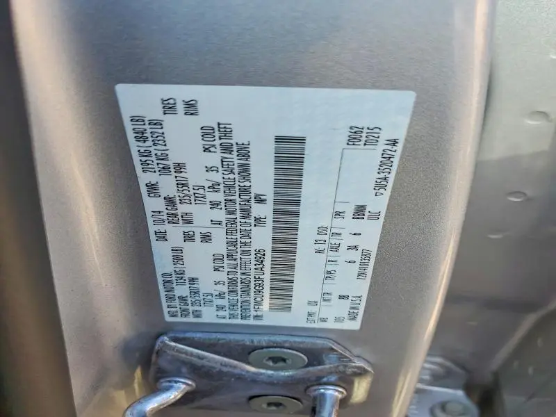 2015 FORD ESCAPE SE  