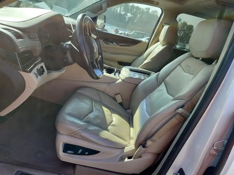 2017 CADILLAC ESCALADE LUXURY  