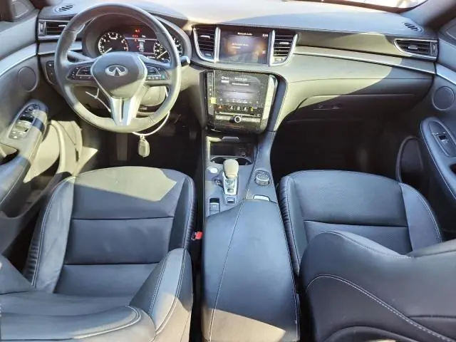 2022 INFINITI QX50 LUXE  