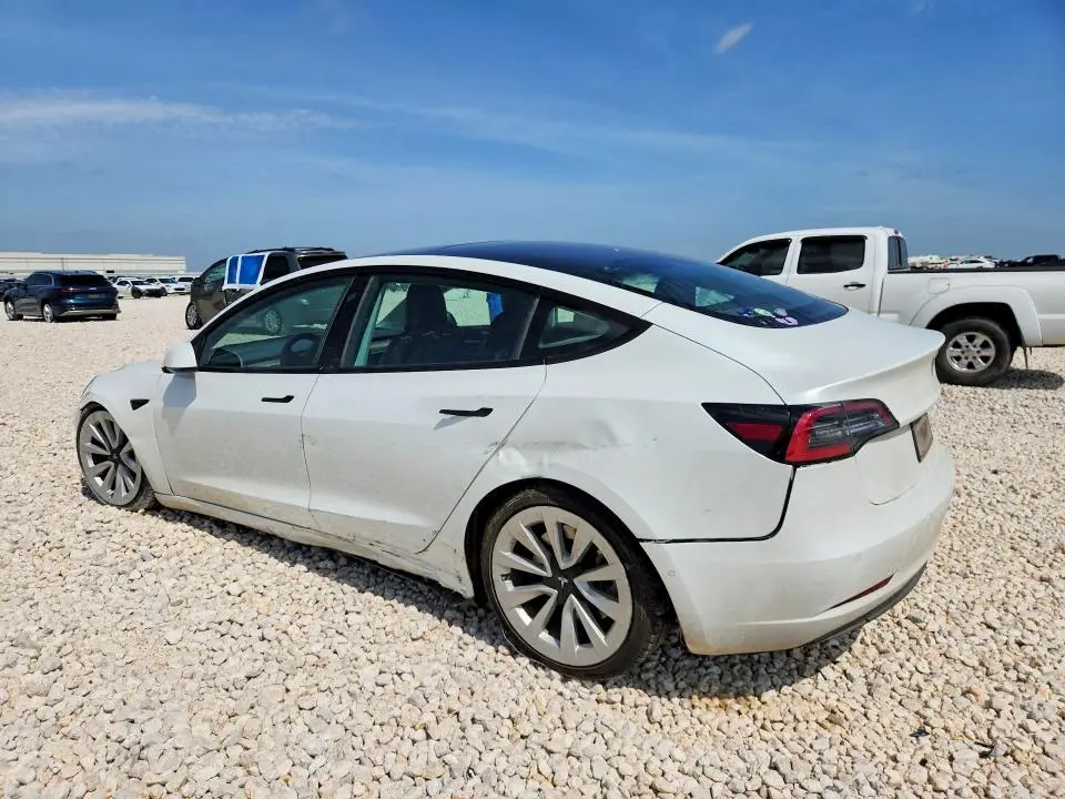 2022 TESLA MODEL 3   