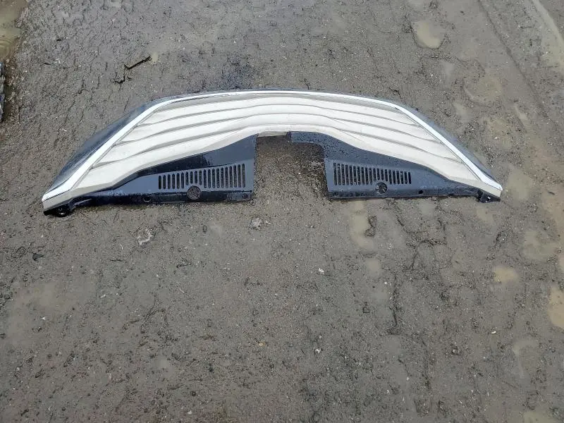 2017 TOYOTA SIENNA LE  