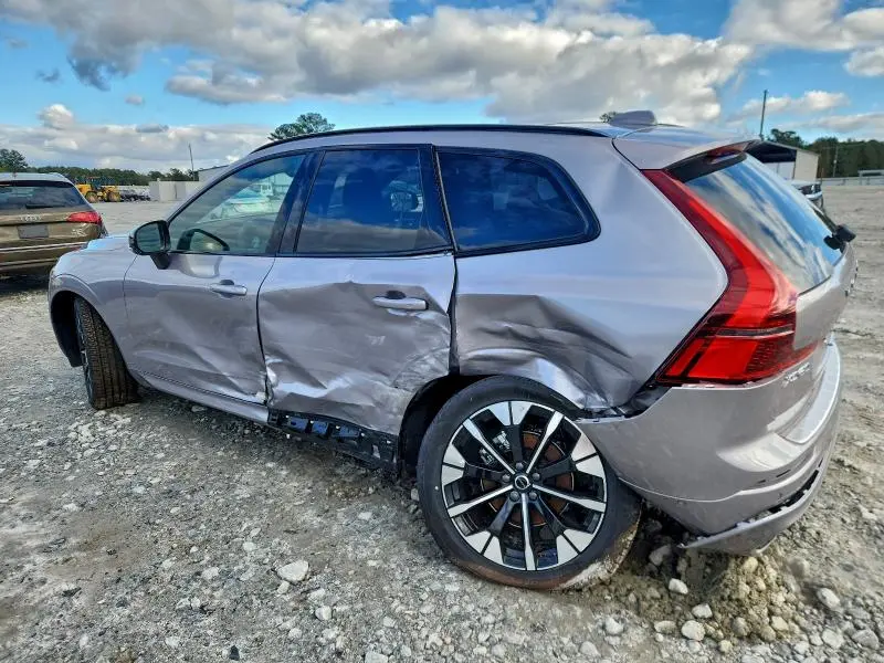 2026 VOLVO XC60 PLUS  