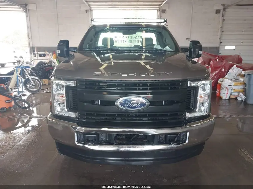 2019 FORD F-250 XL