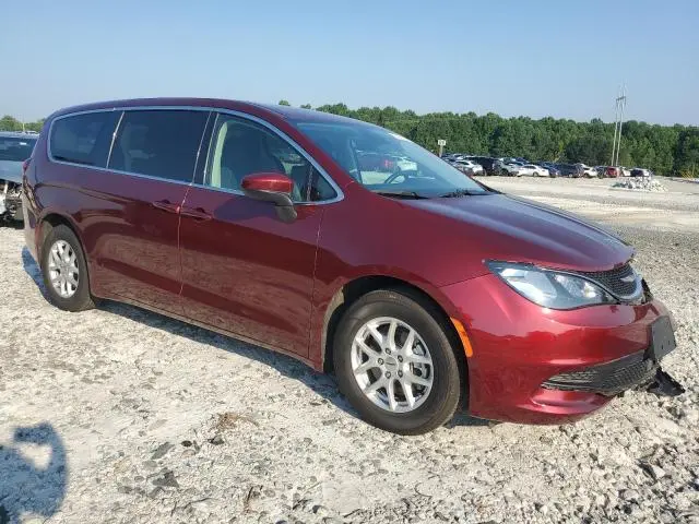 2021 CHRYSLER VOYAGER LX  
