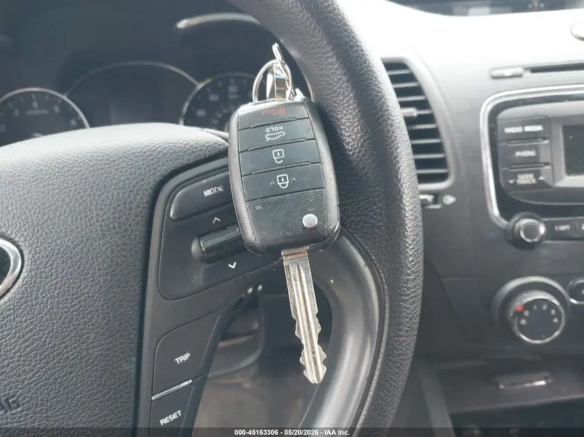 2017 KIA FORTE LX