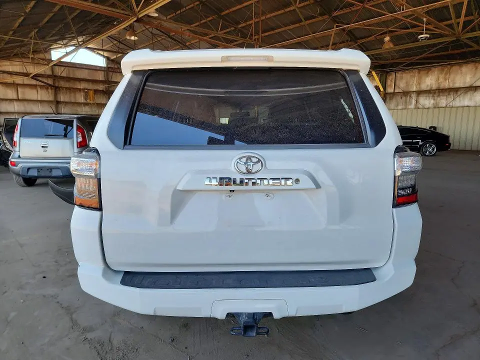 2015 TOYOTA 4RUNNER SR5  