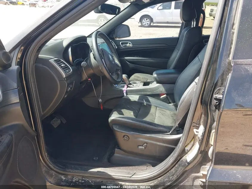 2019 JEEP GRAND CHEROKEE ALTITUDE 4X2