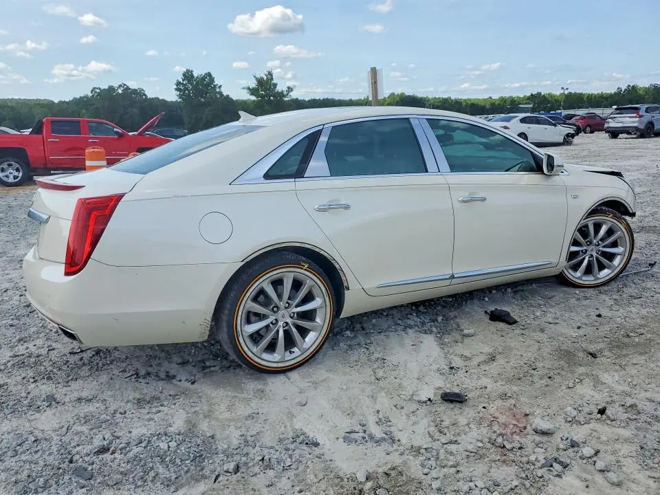 2013 CADILLAC XTS LUXURY COLLECTION  