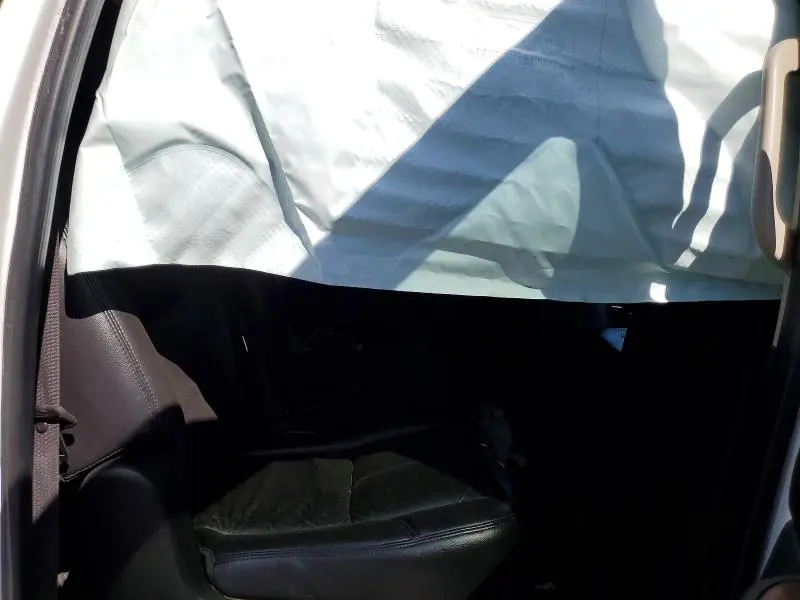 2011 CHEVROLET SUBURBAN K1500 LT  