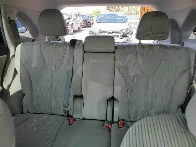 2013 TOYOTA VENZA LE  