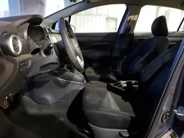 2021 NISSAN VERSA S  