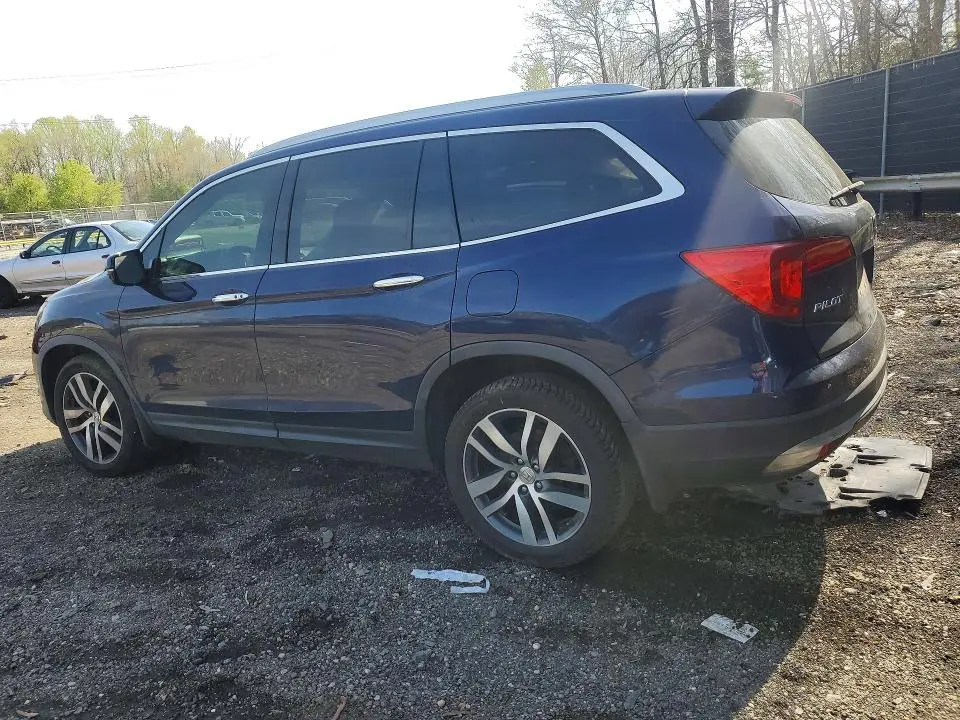 2017 HONDA PILOT ELITE  