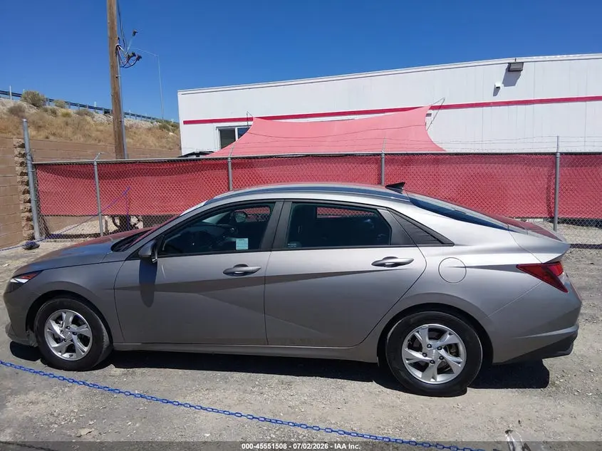 2023 HYUNDAI ELANTRA SE