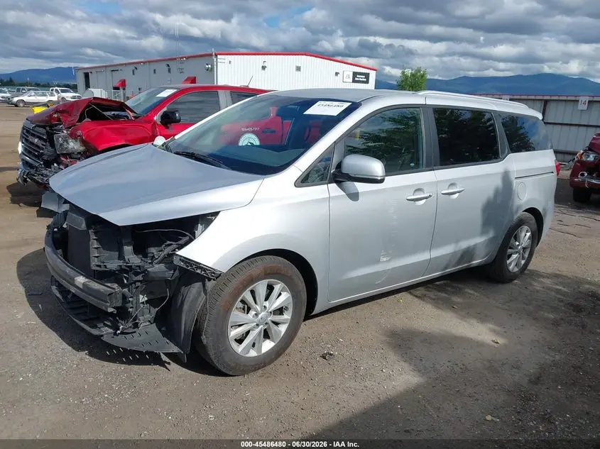 2018 KIA SEDONA LX