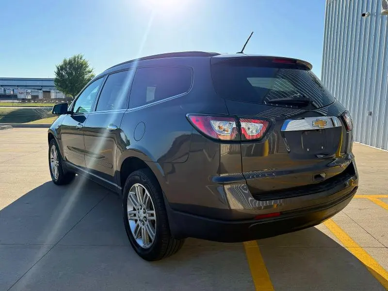 2015 CHEVROLET TRAVERSE LT  