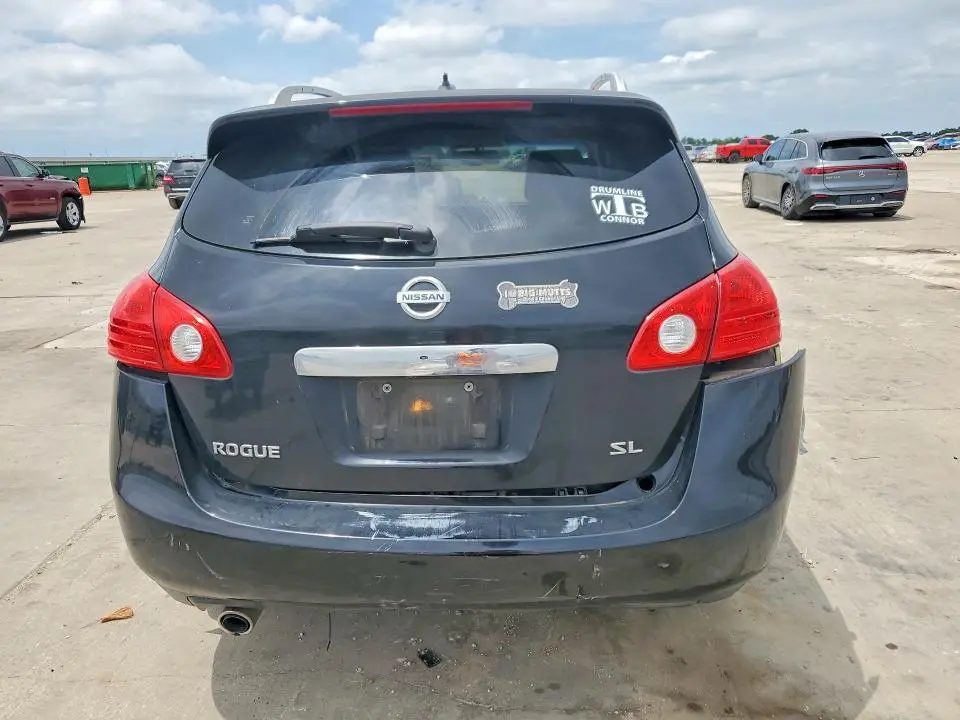 2012 NISSAN ROGUE S  